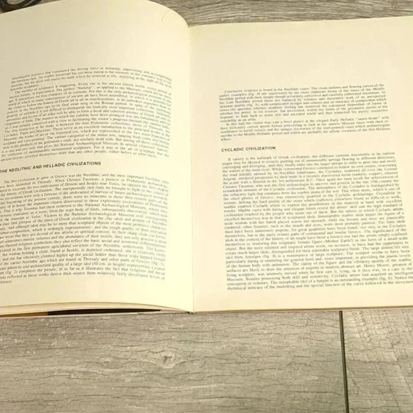 Catalog of highlights of Greek  National Archaeological Museum from 1975 - Picture 4 of 8